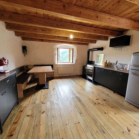 Hébergement de vacances A Chalencon *